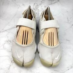 【大人気】NIKE ナイキ エアリフト 足袋スニーカー スリッポン 24 白の画像