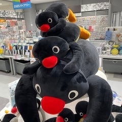 ピングー ぬいぐるみ　＆　ガチャ　ポーチ　セットの画像