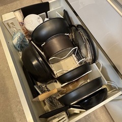 【PAMOUNA】キッチンカウンター　キッチンボード　棚　白　スムースクローズ　高級品の画像