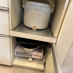 【PAMOUNA】キッチンカウンター　キッチンボード　棚　白　スムースクローズ　高級品の画像