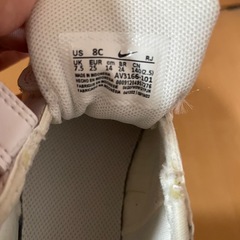 NIKE ベルクロストラップスニーカー
の画像