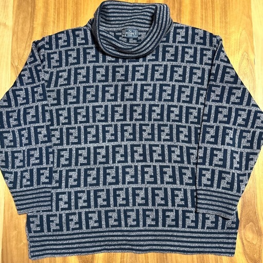 美品　FENDI モノグラム　ズッカ　長袖　トップス　セーター