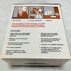 【期間限定 新品未使用】Sensor Light センサーライト 電池おまけ付きの画像