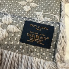【美品】LOUIS VUITTONマフラーの画像