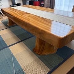 檜つく机の画像