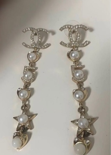 CHANELピアス