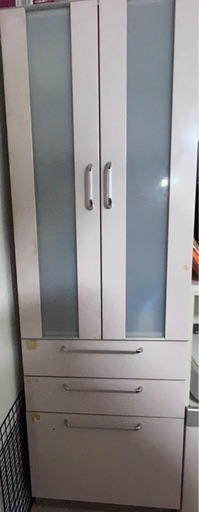 【取引中】クリナップ社製カップボード食器棚ピンクキャビネット