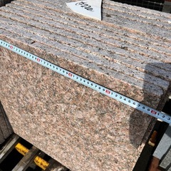 御影石　600角　オレンジ系　の画像