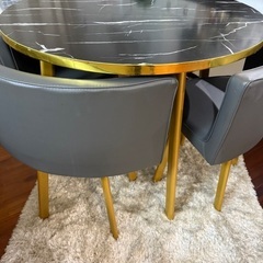 大理石柄ダイニングセットの画像