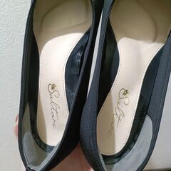 太めヒール　防水パンプス　24.5cmの画像