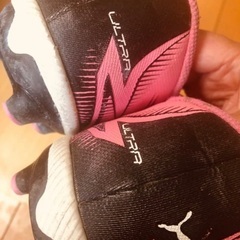 サッカースパイクPUMAウルトラプレイ　HG +MID107778 ピンクカラー PUMAの画像