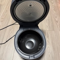 アイリスオーヤマ 炊飯器 5.5合 IH式の画像
