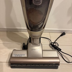 HITACHI コードレス掃除機　PV-BE200の画像