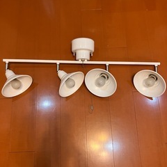 ダクトレール風、シーリングスポットライト4灯の画像