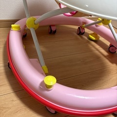 ベビー　歩行器の画像