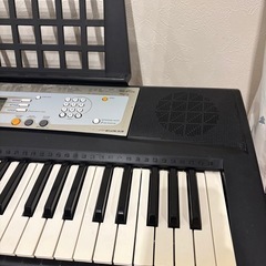 YAMAHA 電子ピアノ　PSR-E203 の画像