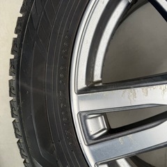 17インチスタッドレスタイヤ　215/60 R 17の画像