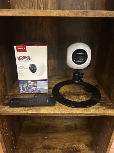 Anker ネビュラアストロ　
スタンド付き