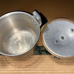 圧力鍋の画像