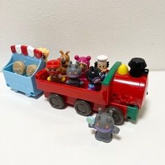 決まりました[バンダイ(BANDAI)] アンパンマン アンパンマンはじめてハウスドールセット SLマンと8人のなかまたちの画像