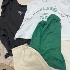 ラブトキシック　160 パーカー　トレーナー　パンツ　Tシャツの画像