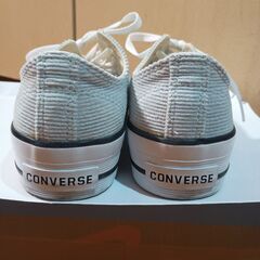 コンバース.スニーカーの画像