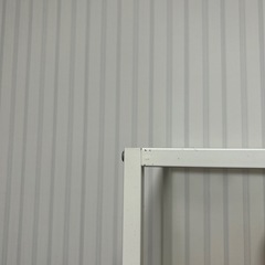 ストエキ15000円のガラス棚中古美品の画像