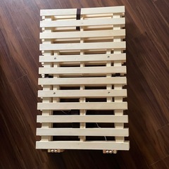 ニトリ 折りたたみすのこ　セミダブルの画像