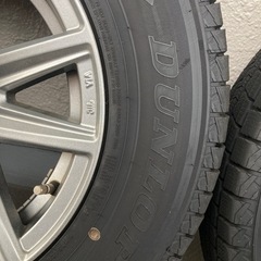 ジムニーシエラ　スタッドレスタイヤ 4本セット 195/80R15 ホイール付きの画像