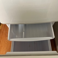 冷蔵庫 Sharp   の画像