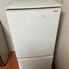 冷蔵庫 Sharp   の画像