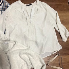 レディーストップス、バッグあげますあげますの画像