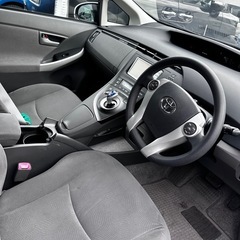 トヨタ　プリウス　３０　車検2年の画像