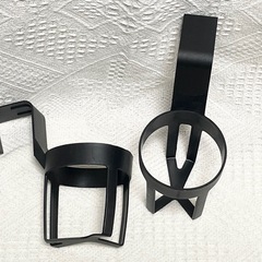 ネックピローとカップホルダーの画像