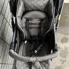 Aprica ベビーカーの画像