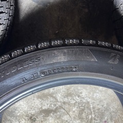 中古スタッドレスタイヤ BS VRX2 225/45/18の画像