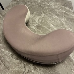 エルゴベビー　授乳クッションの画像