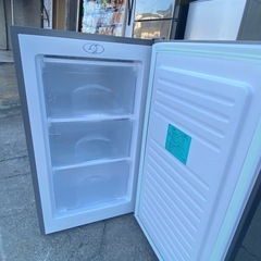 福岡市内-久留米-小郡配送無料　保証あり冷凍庫 60L Grand-Line シルバー AFR-60L01SL (D)
の画像