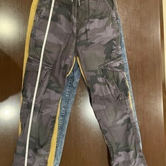 １４０　ズボンの画像