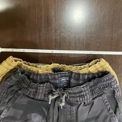 １４０　ズボンの画像