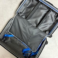TUMIの機内用スーツケース(訳あり) の画像