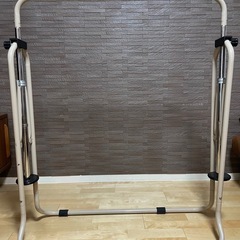 折りたたみ鉄棒の画像