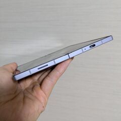 未使用に近い SAMSUNG GALAXY ZFOLD 6の画像