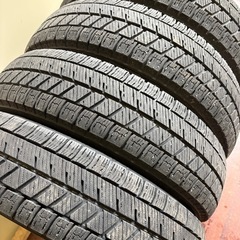 145/80/13冬VRX3の画像