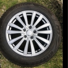 ブリヂストン　スタッドレス　冬タイヤ　4本セット　　の画像