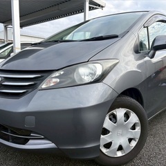 低走行8万キロ台☆1万円〜分割払い可❗️車検2年付き！大人気☆HONDA フリード☆Bluetooth対応ナビ付き☆走行中DVD見れます☆ETC付き☆電動スライドドア付き☆ドライブレコーダー付きのフル装備☆‼️の画像
