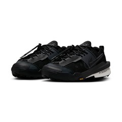 【新品未使用品】 
Nike x sacai Zegamadome BLACK US 10/JP 28.0cm ナイキ サカイ スニーカーの画像