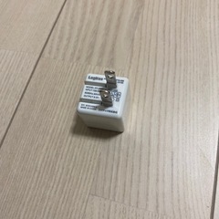 ロジテック　ELECOM USB 充電器の画像