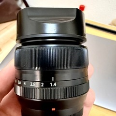 新品。Fujifilm XF 35mm F1.4 R レンズの画像