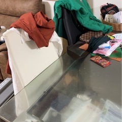 ガラス　ダイニングテーブルセット　チェア　ニトリ製の画像